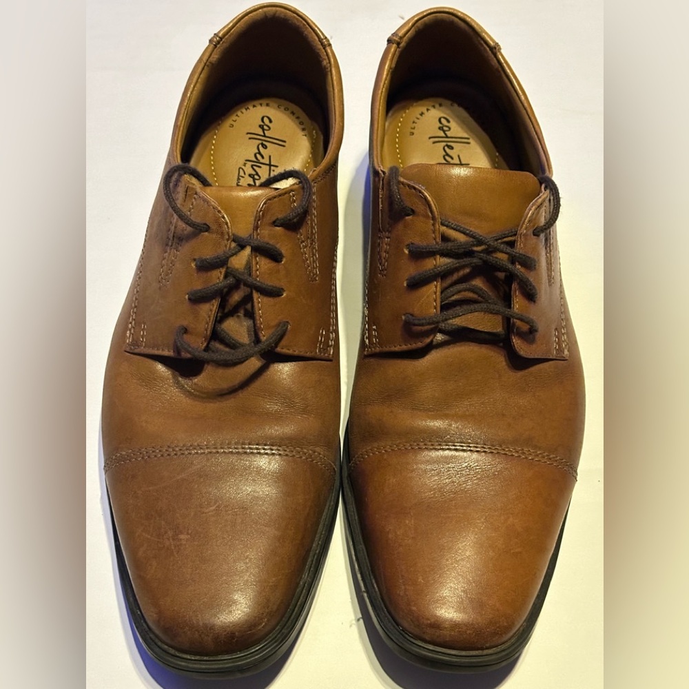 Clarks Mens Ultimate Comfort Shoes, size 9M